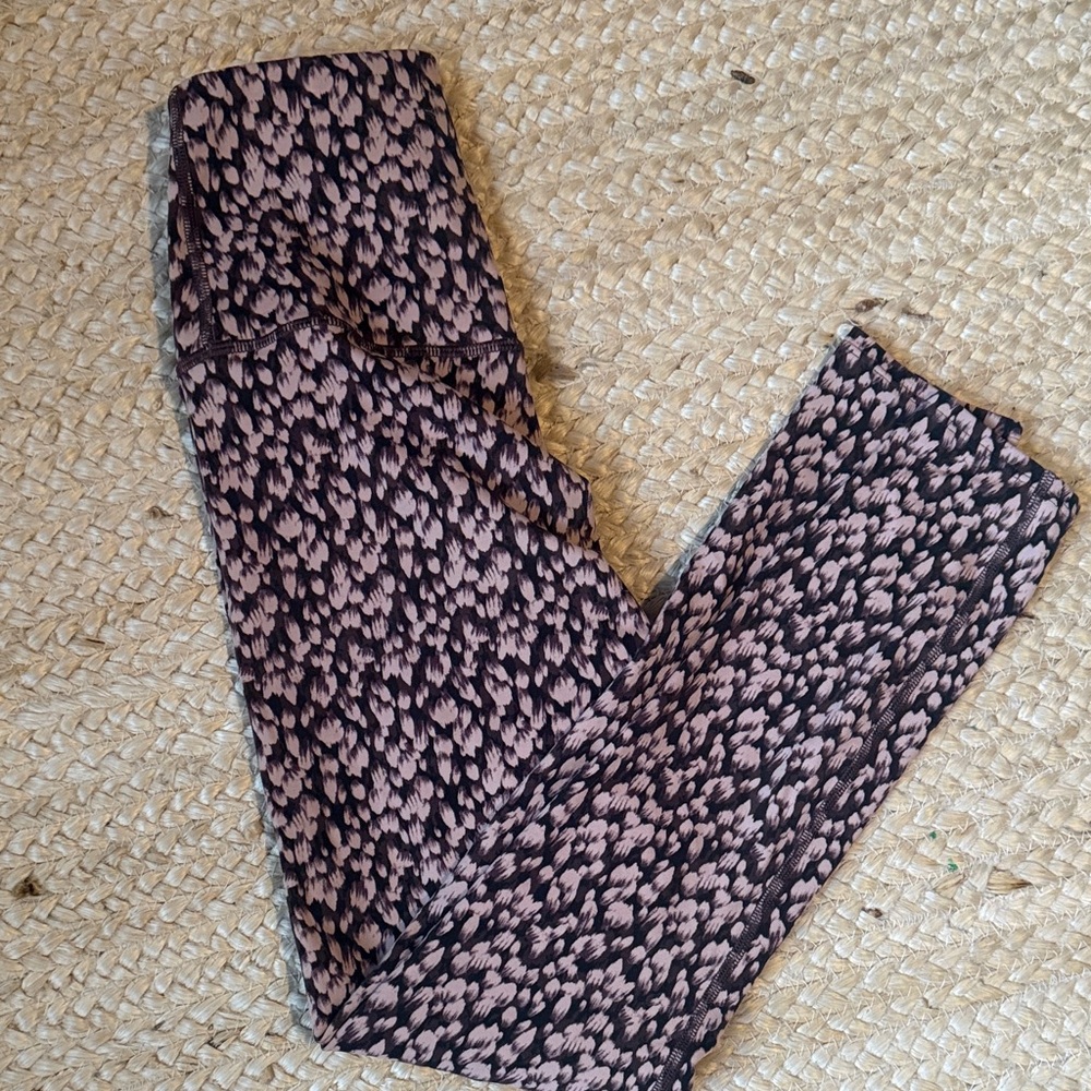 VARLEY Patterned Leggings in Black and Purple